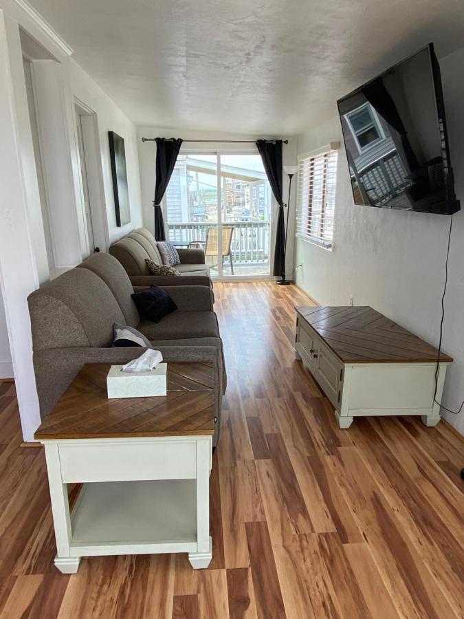 Nautical Beach Apartments Hampton Buitenkant foto